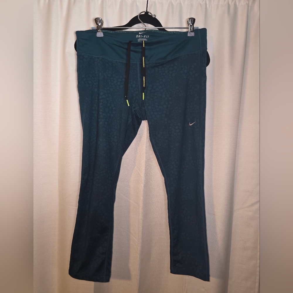 L Nike Dri-FIT Dark Teal 7/8 Leggings